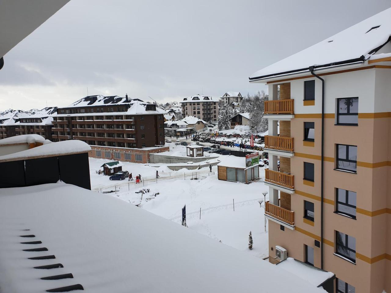 Apartman Dnd Zlatibor Sa Garazom Exterior foto